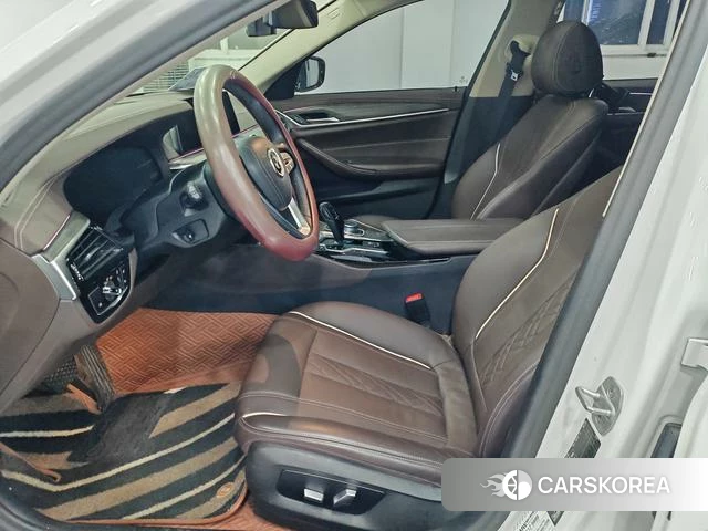 BMW 5 series PHEV 2020 Белый из Китая
