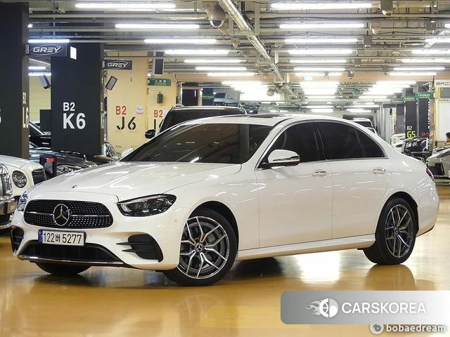 Mercedes-Benz E-Class W213 2023 Белый из Кореи
