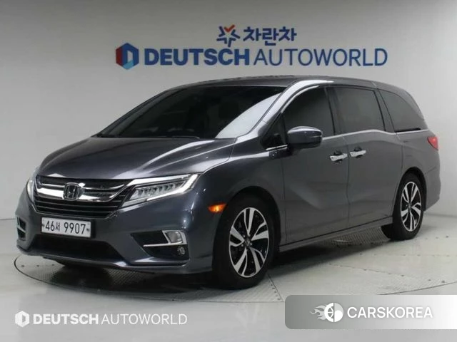 Honda Odyssey 2019 Серый из Кореи