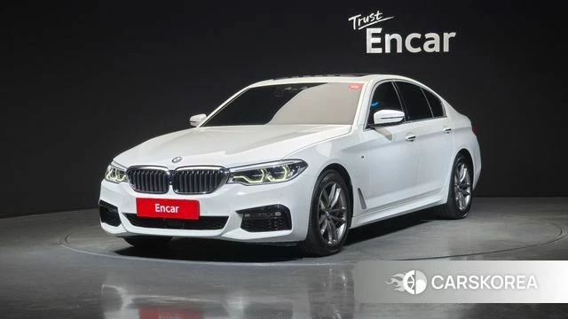BMW 5 Series (G30) 2018 Белый из Кореи