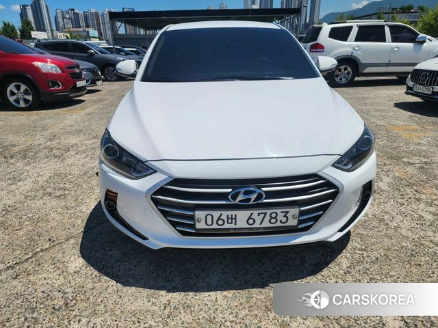 Hyundai Avante AD 2018 Белый из Кореи