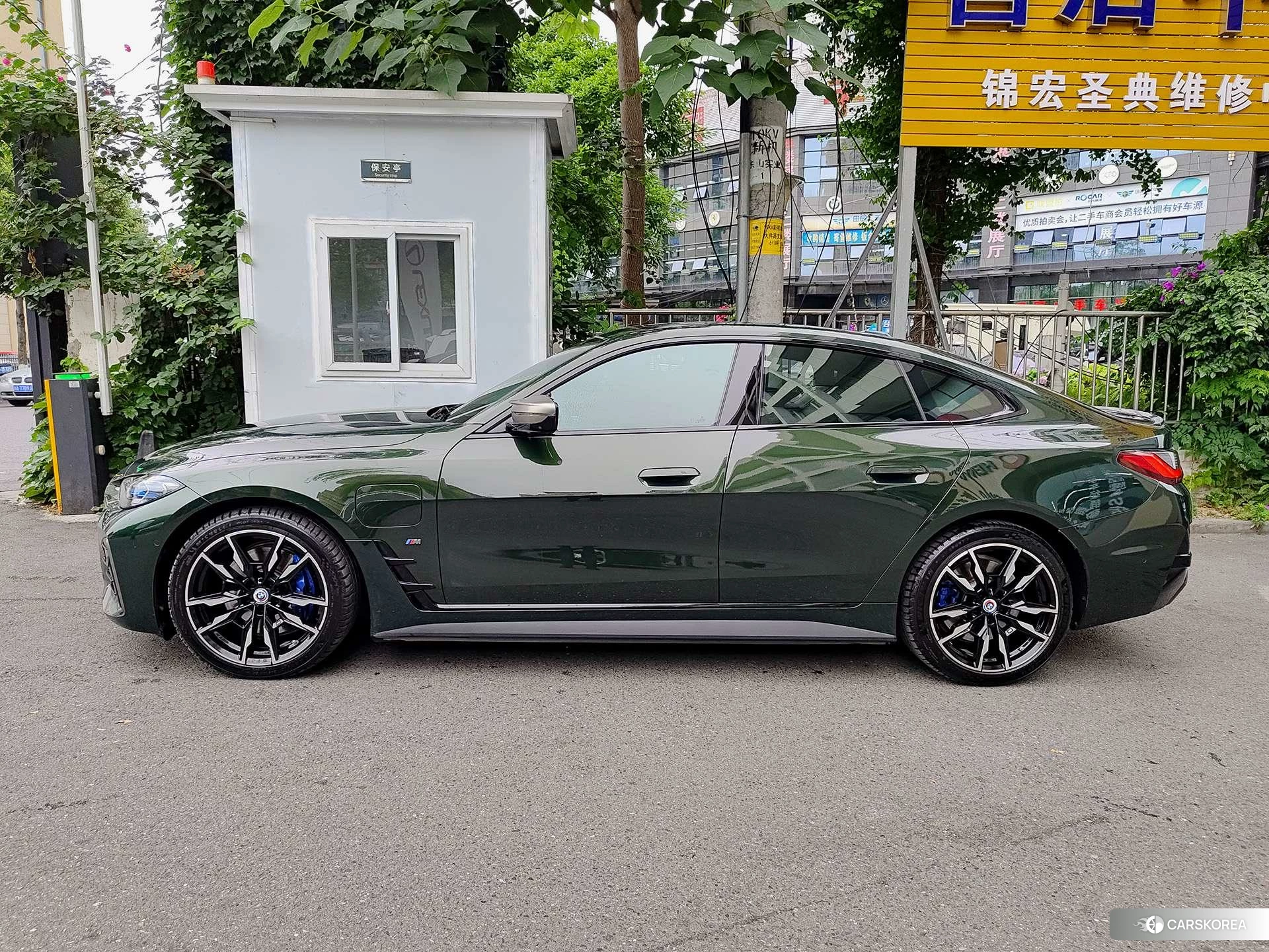 BMW i4 2022 Зеленый из Китая