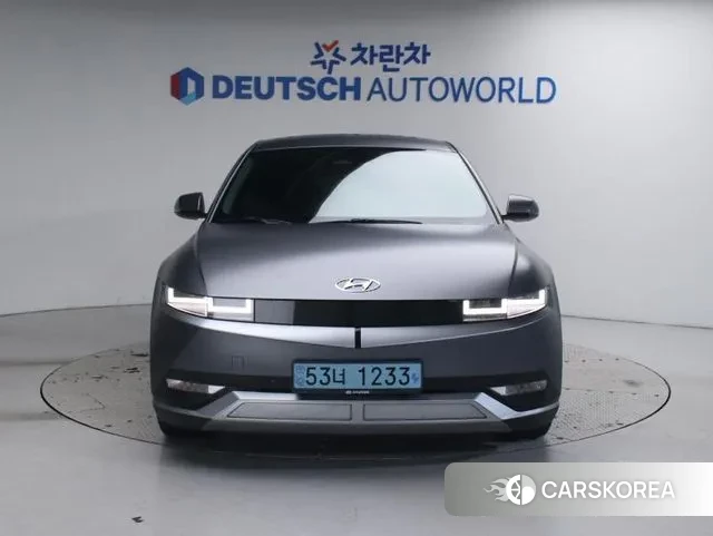 Hyundai Ionic 5 2021 Серебристо-серый из Кореи