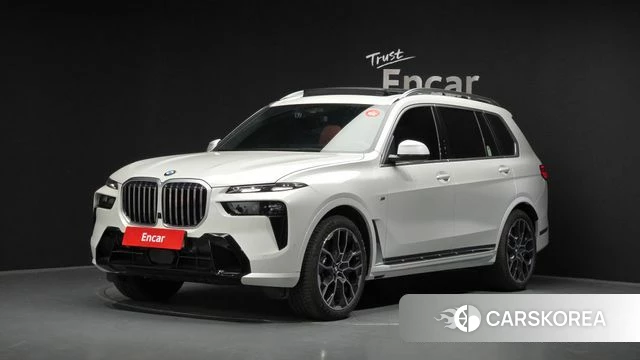 BMW X7 (G07) 2025 Белый из Кореи