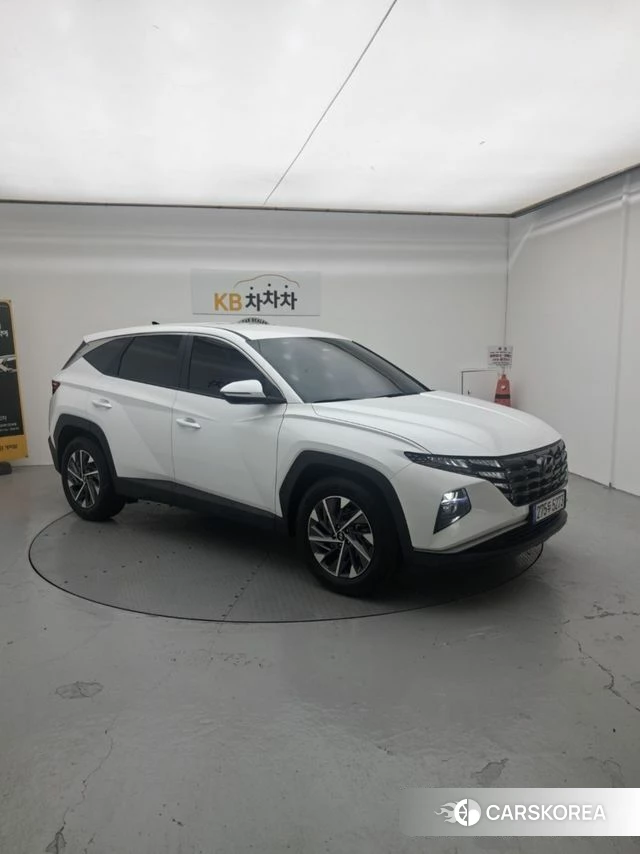 Hyundai Tucson (NX4) 2022 Белый из Кореи