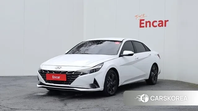 Hyundai Avante Hybrid (CN7) 2022 Белый из Кореи