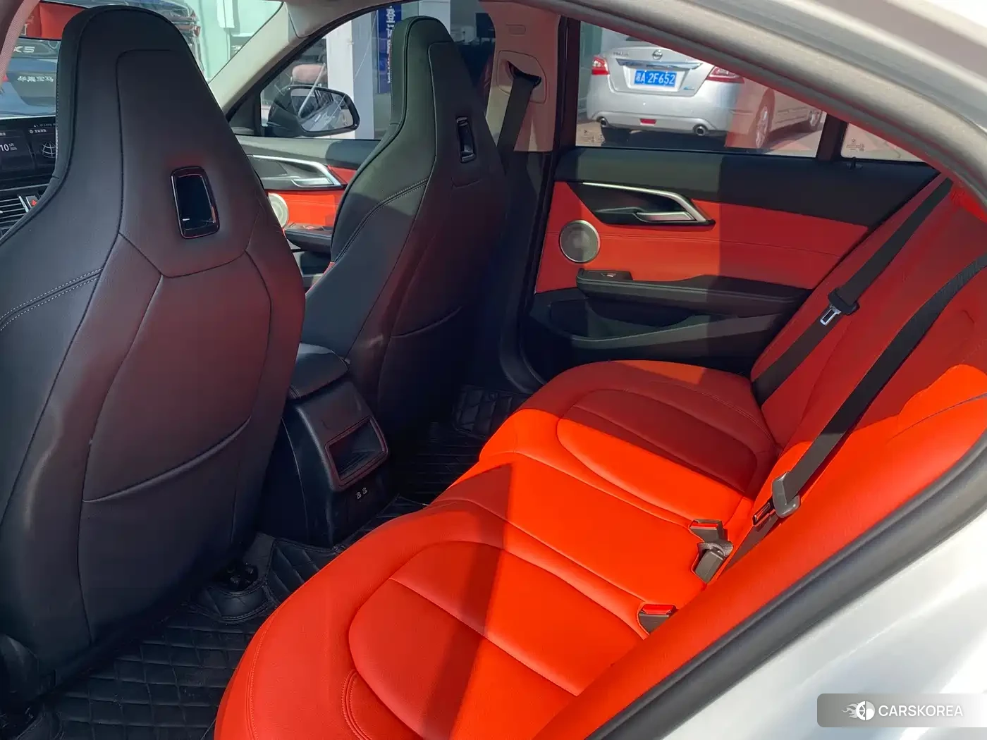 BMW 1 series 2023 Белый из Китая