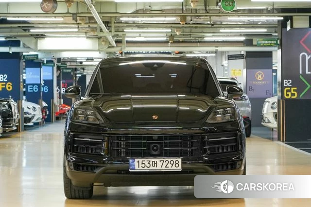 Porsche Cayenne (PO536) 2024 Черный из Кореи