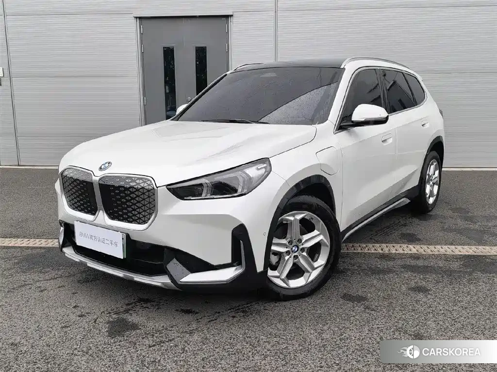 BMW iX1 2025 Белый из Китая