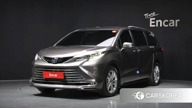 Toyota Sienna 4th Generation 2022 Серый из Кореи