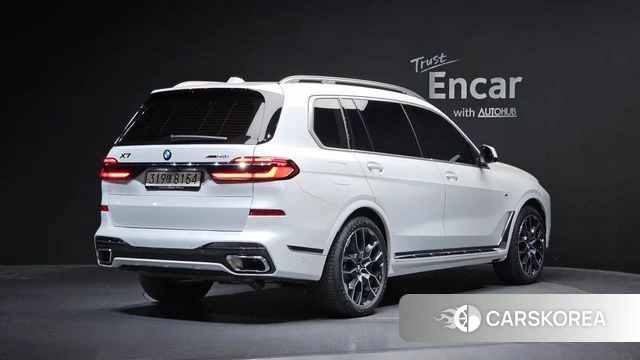 BMW X7 (G07) 2026 Белый из Кореи