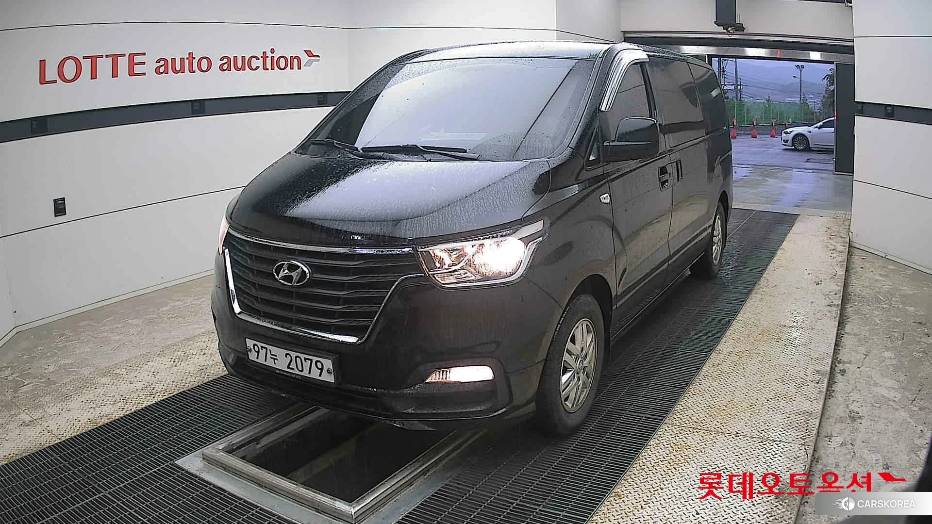 Hyundai Grand Starex 2021 Черный из Кореи