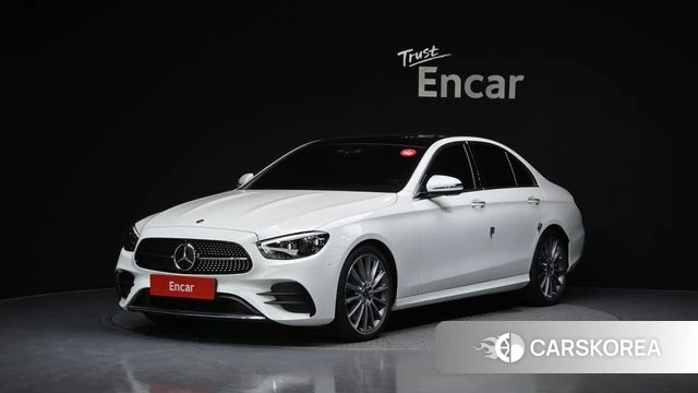 Mercedes-Benz E-Class W213 2021 Белый из Кореи
