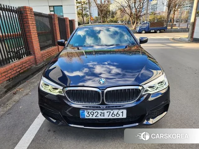 BMW 5 Series (G30) 2018 Синий из Кореи