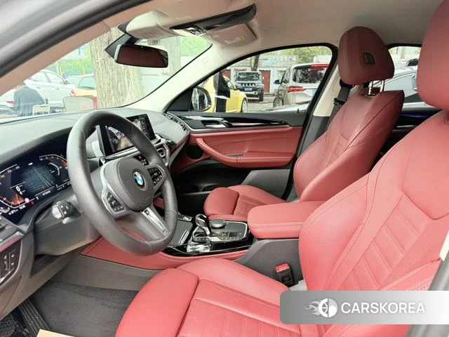 BMW X4 2023 Серебристо-серый из Китая