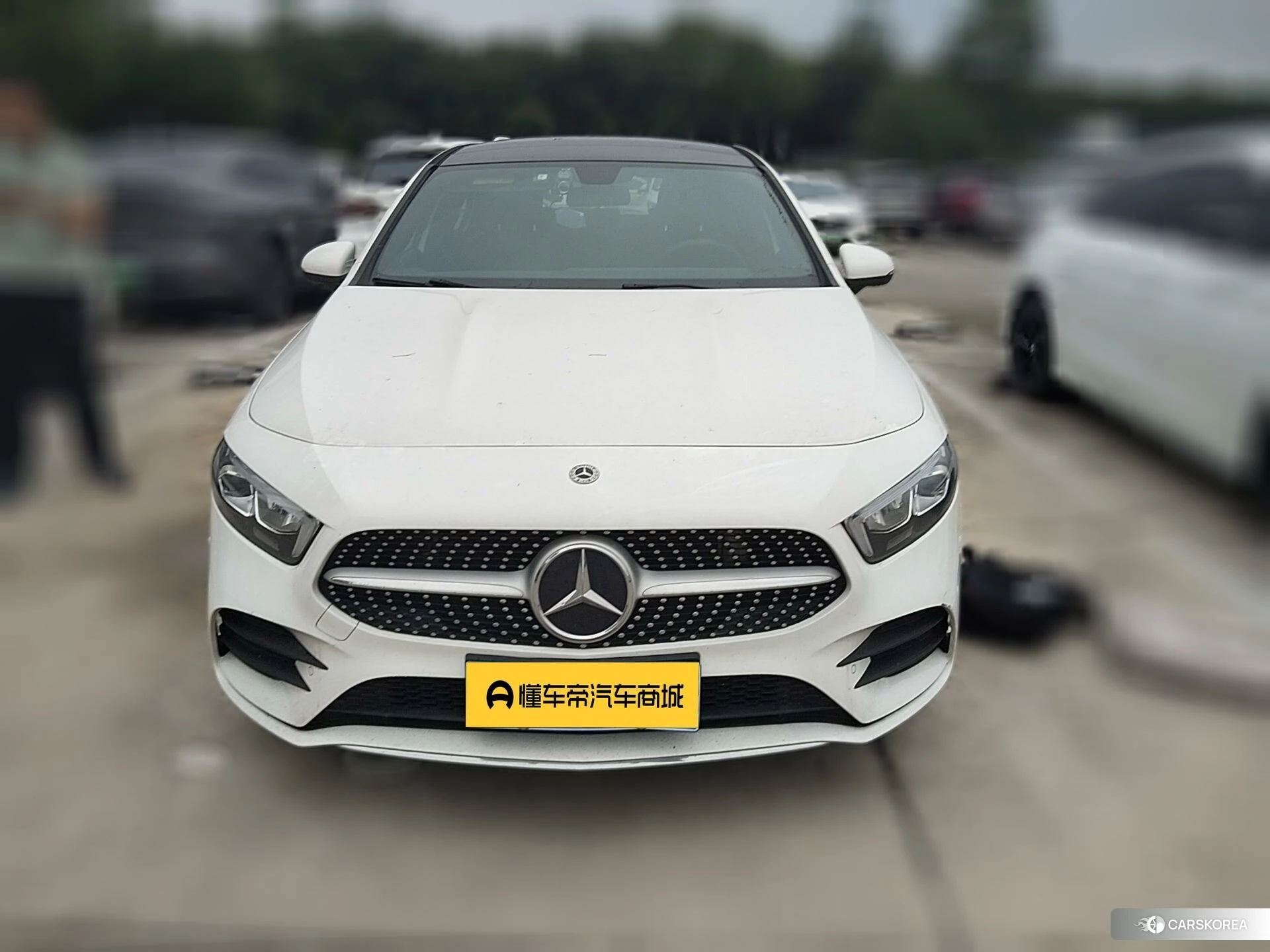 Mercedes-Benz Class A 2021 Белый из Китая