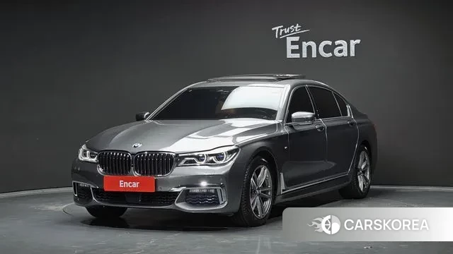 BMW 7 Series (G11) 2018 Серебристо-серый из Кореи