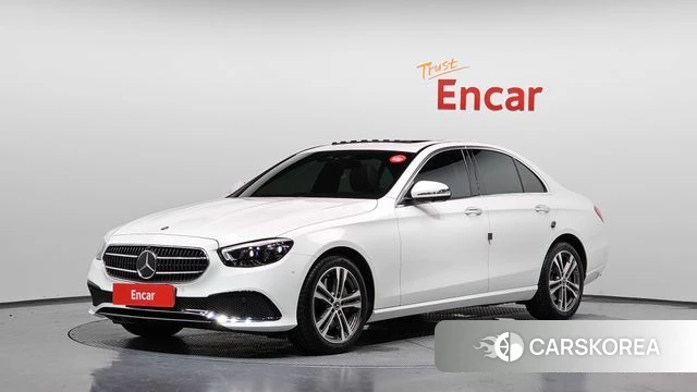 Mercedes-Benz E-Class W213 2021 Белый из Кореи