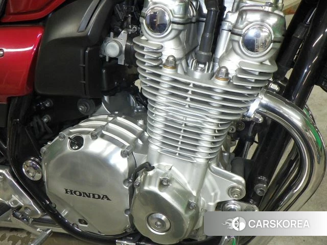 Engine photo