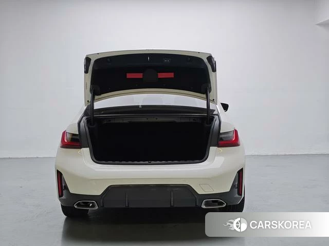 BMW 3 series 2023 Белый из Китая