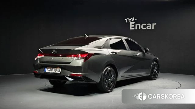 Hyundai Avante (CN7) 2023 Серый из Кореи