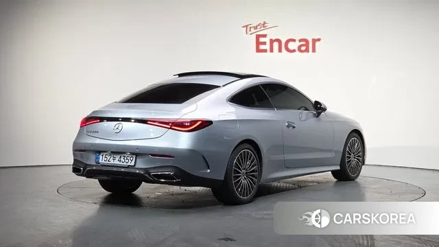 Mercedes-Benz CLE-Class C236 2025 Серебристо-серый из Кореи