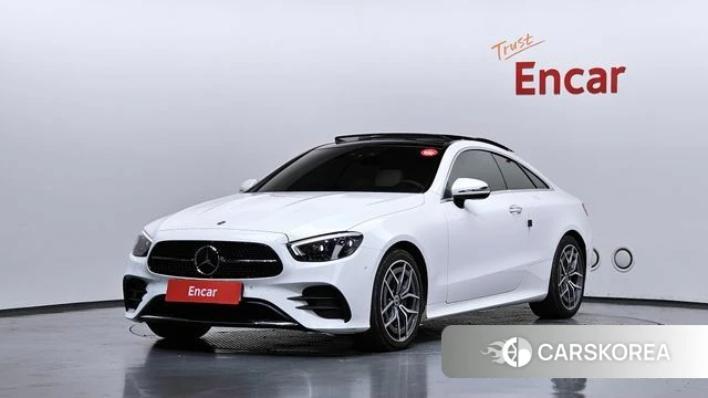 Mercedes-Benz E-Class W213 2022 Белый из Кореи
