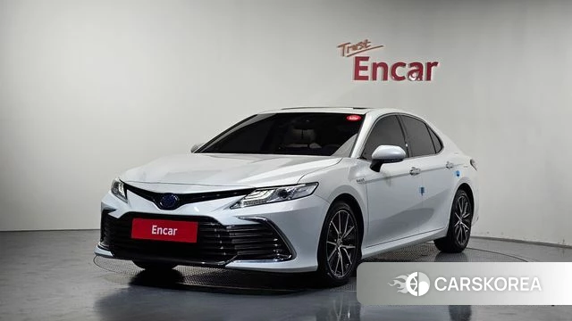 Toyota Camry (XV70) 2024 Белый из Кореи
