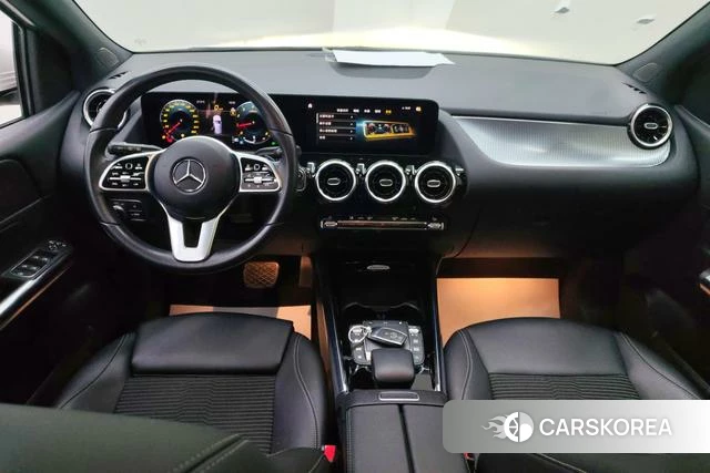 Mercedes-Benz Class B 2023 Белый из Китая
