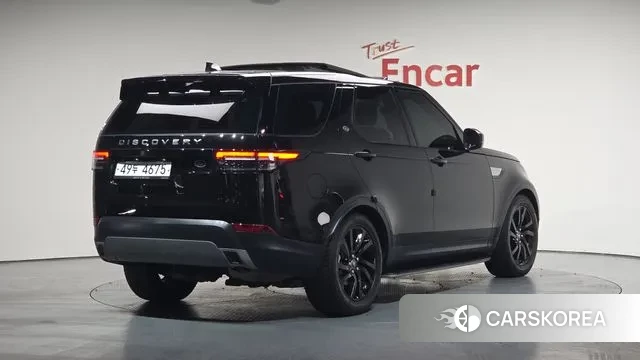Land Rover Discovery 5 2019 Черный из Кореи