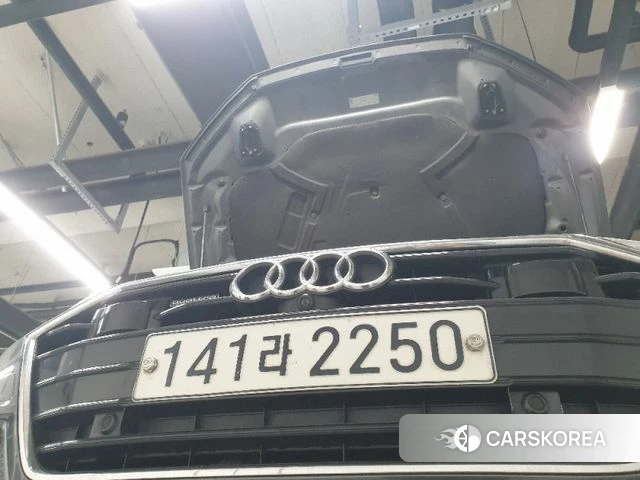 Audi A7 (4K) 2020 Серебристо-серый из Кореи