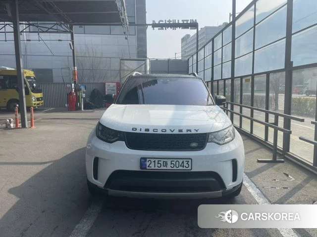 Land Rover Discovery 5 2018 Белый из Кореи