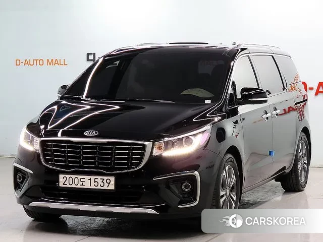 Kia The New Carnival 2018 Черный из Кореи