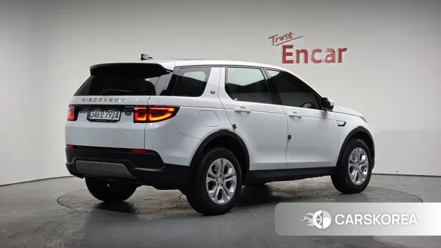 Land Rover Discovery Sports 2nd Generation 2021 Белый из Кореи