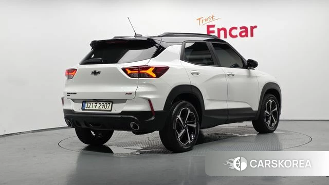 Chevrolet (GM Daewoo) Trailblazer 2021 Белый из Кореи