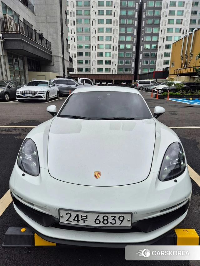 Porsche 718 Cayman 2018 Белый из Кореи