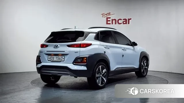 Hyundai Kona 2019 Белый из Кореи