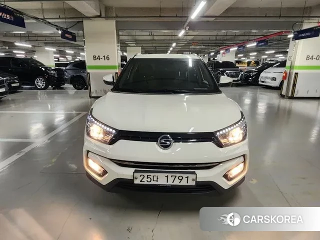 Ssangyong Tivoli Armor 2019 Белый из Кореи