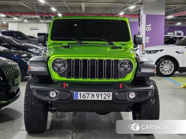 Jeep Wrangler (JL) 2025 Светло-зеленый из Кореи