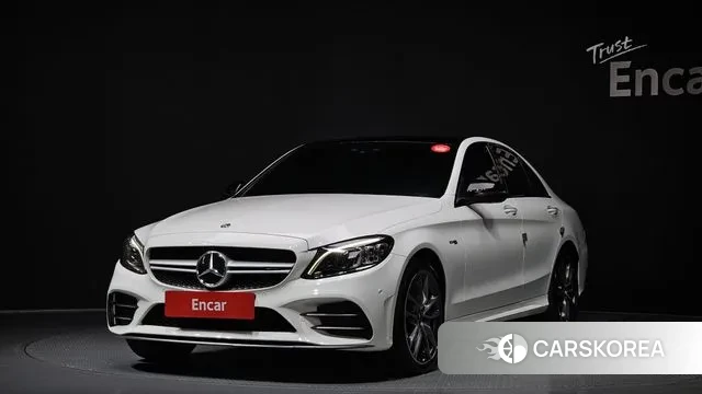 Mercedes-Benz C-Class W205 2019 Белый из Кореи