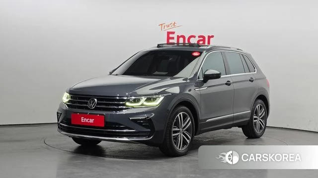 Volkswagen Tiguan second Generation 2021 Серый из Кореи