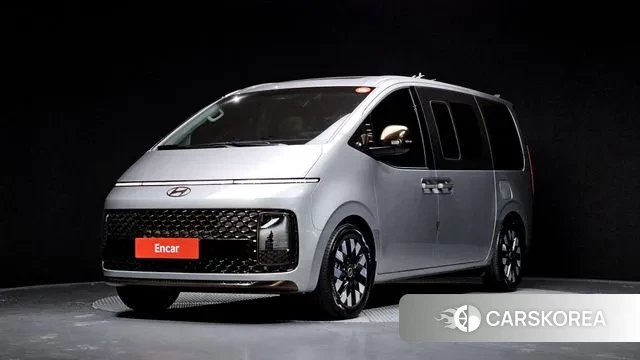Hyundai Staria 2024 Серебряный из Кореи