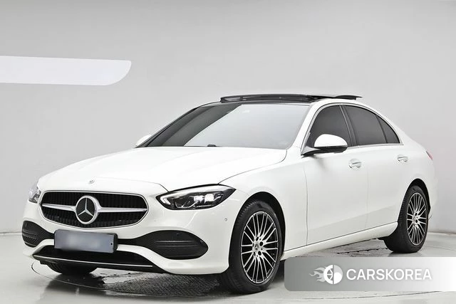 Mercedes-Benz C-Class W206 2025 Белый из Кореи