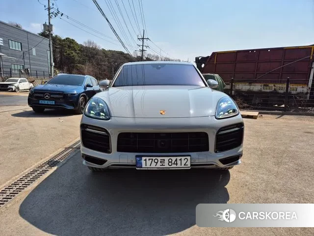 Porsche Cayenne (PO536) 2022 Жемчужный цвет из Кореи