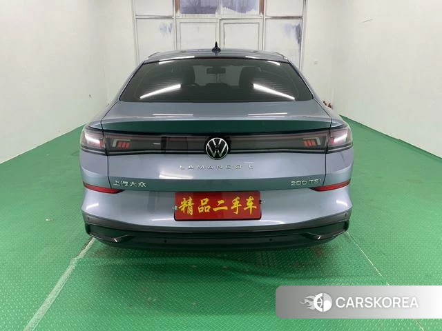 Volkswagen Lingdu 2022 Синий из Китая