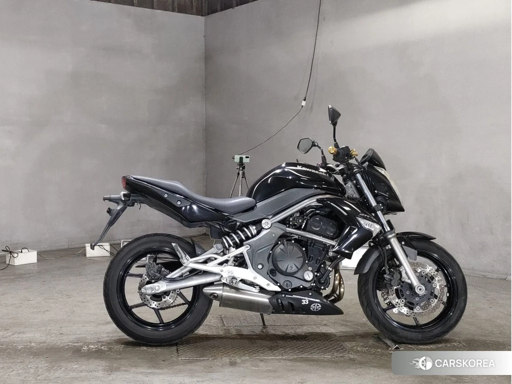 Проданный Kawasaki ER-4N 2011 из Японии