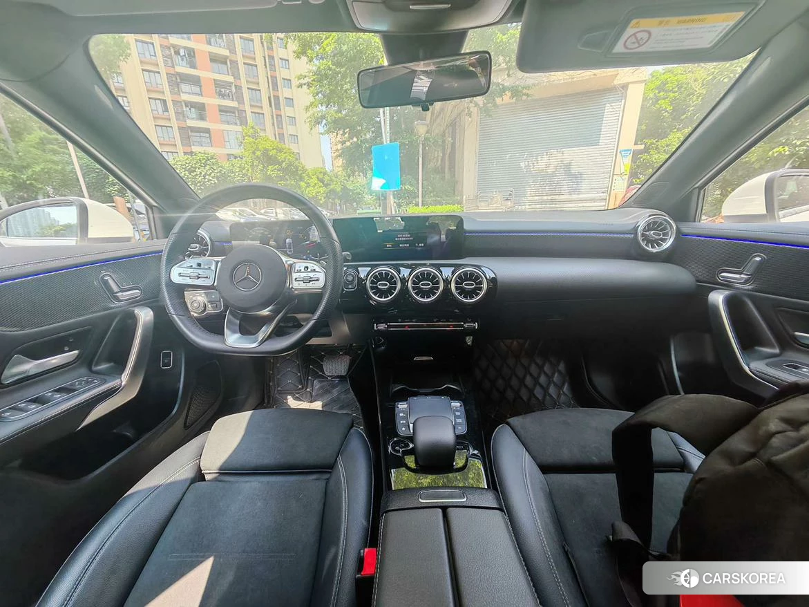 Mercedes-Benz A-Class 2021 Белый из Китая