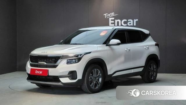 Kia Seltos 2022 Белый из Кореи