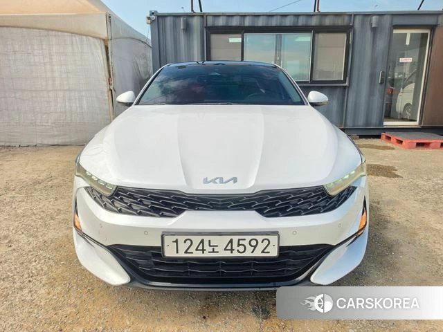 Kia K5 3rd generation 2022 Белый из Кореи