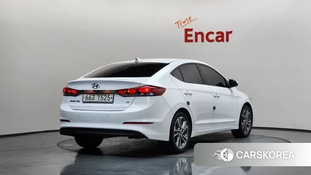 Hyundai Avante AD 2018 Белый из Кореи